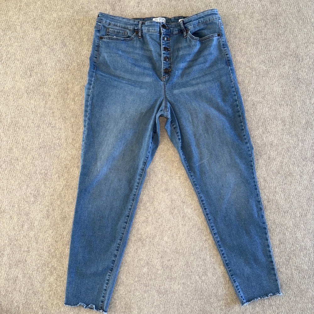 Sofia Jeans by Sofia Vergara Rosa Curvy Ankle Medium Wash Button Fly Jeans 16